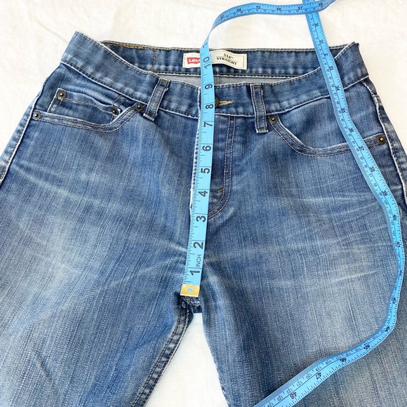 Levi’s 514 Classic straight-fit jeans - Picture 5 of 14